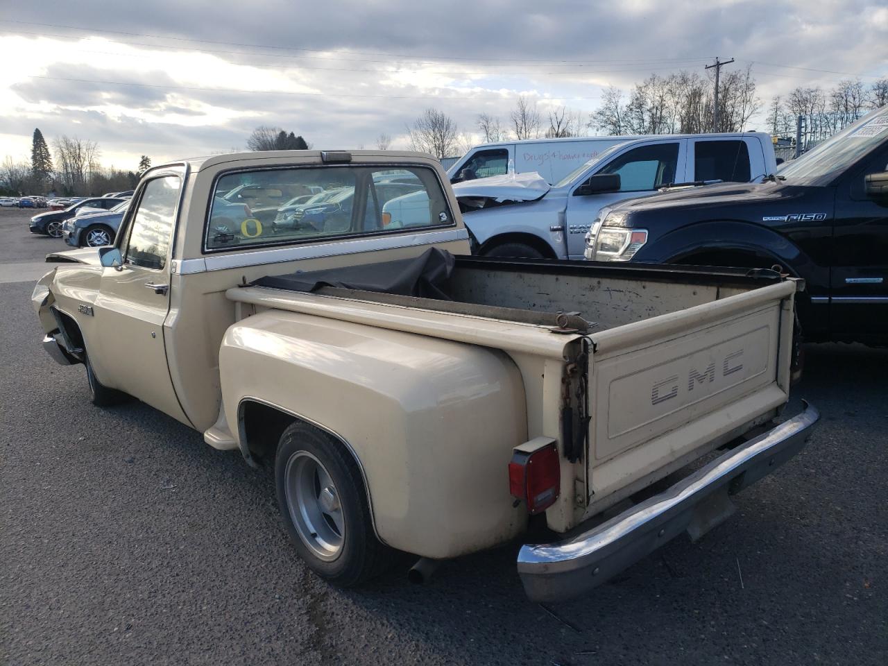 Photo 3 from auction – 1986 GMC C1500 with VIN 1GTCC14F0GJ512919
