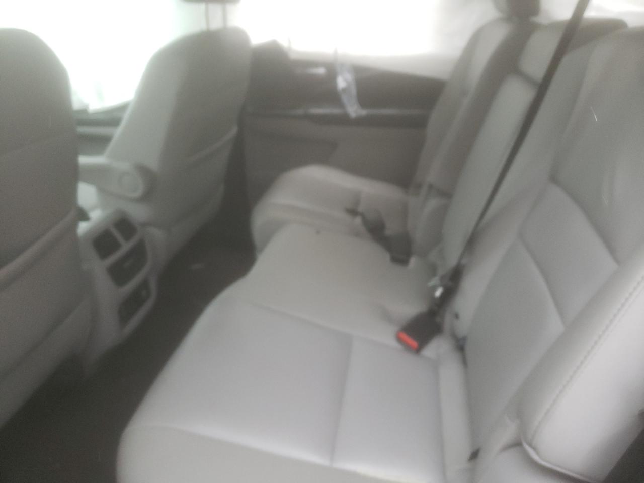 Photo 6 from auction – 2016 HONDA PILOT EXL with VIN 5FNYF6H81GB057687