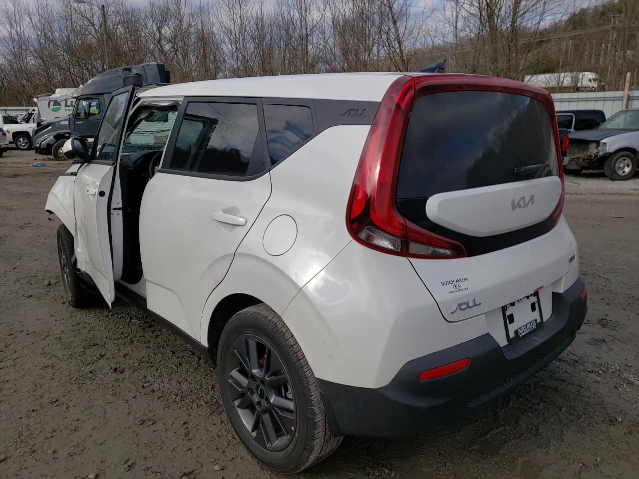 Photo 3 from auction – 2022 KIA SOUL EX with VIN KNDJ33AU2N7170938