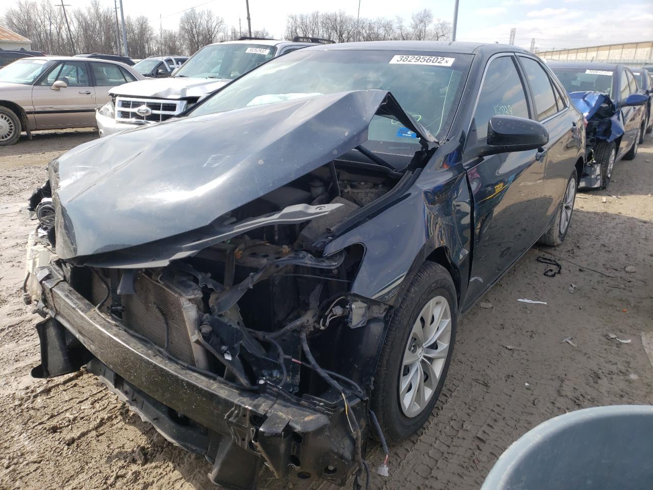 Photo 2 from auction – 2017 TOYOTA CAMRY LE with VIN 4T1BF1FKXHU415350