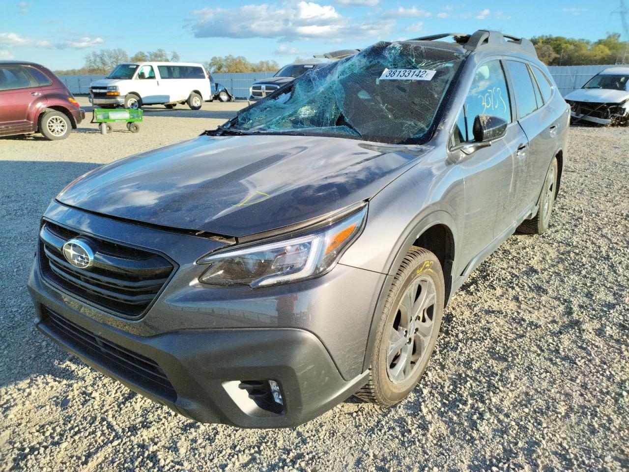 Photo 2 from auction – 2020 SUBARU OUTBACK ON with VIN 4S4BTGKD8L3112374