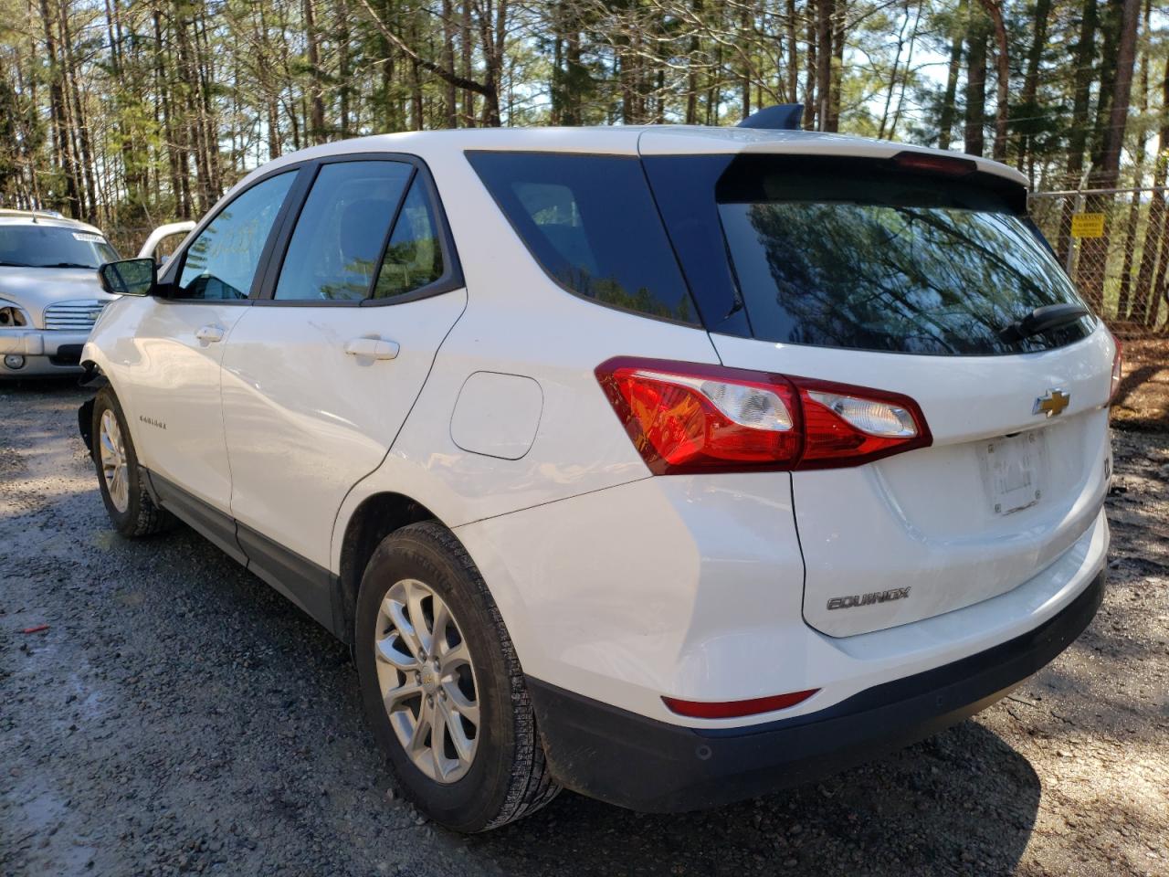 Photo 3 from auction – 2020 CHEVROLET EQUINOX with VIN 2GNAXFEV7L6200285