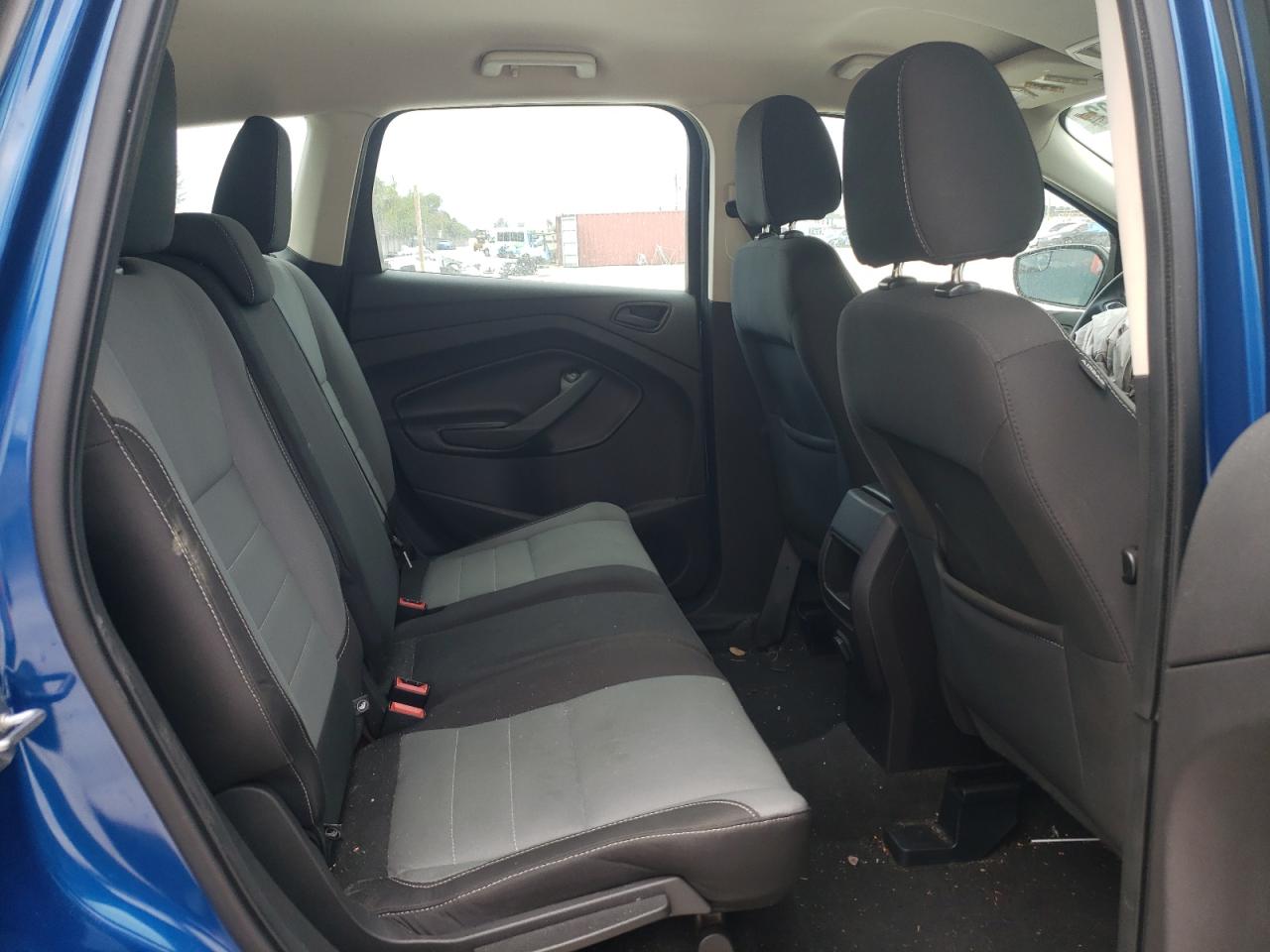 Photo 6 from auction – 2017 FORD ESCAPE S with VIN 1FMCU0F74HUA09709