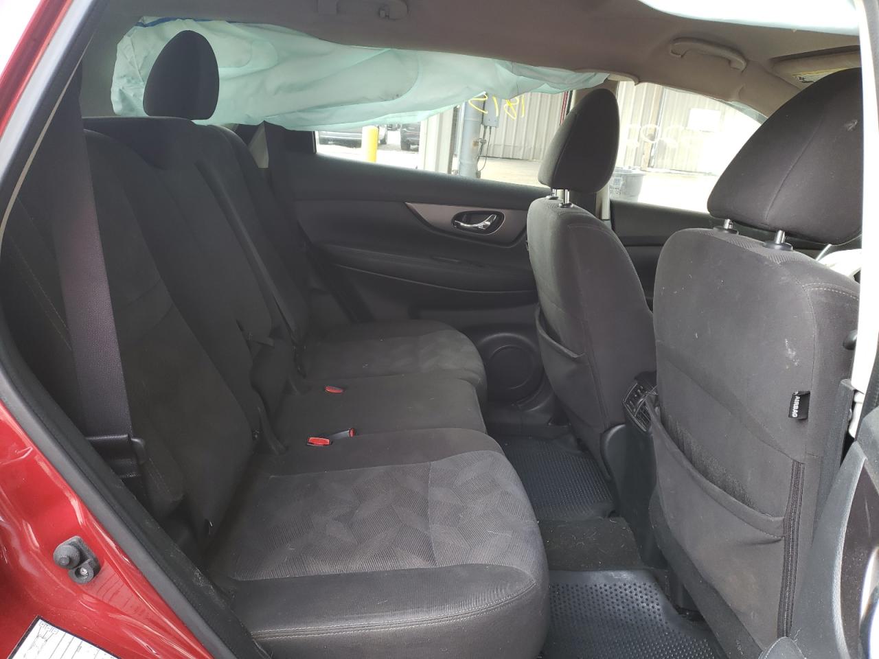Photo 6 from auction – 2016 NISSAN ROGUE S with VIN KNMAT2MVXGP701949