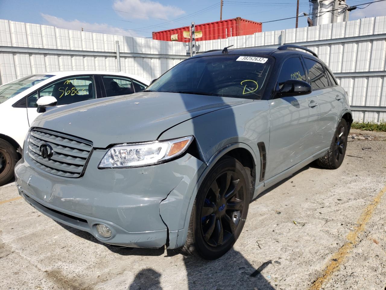 Photo 2 from auction – 2005 INFINITI FX35 with VIN JNRAS08U55X105301