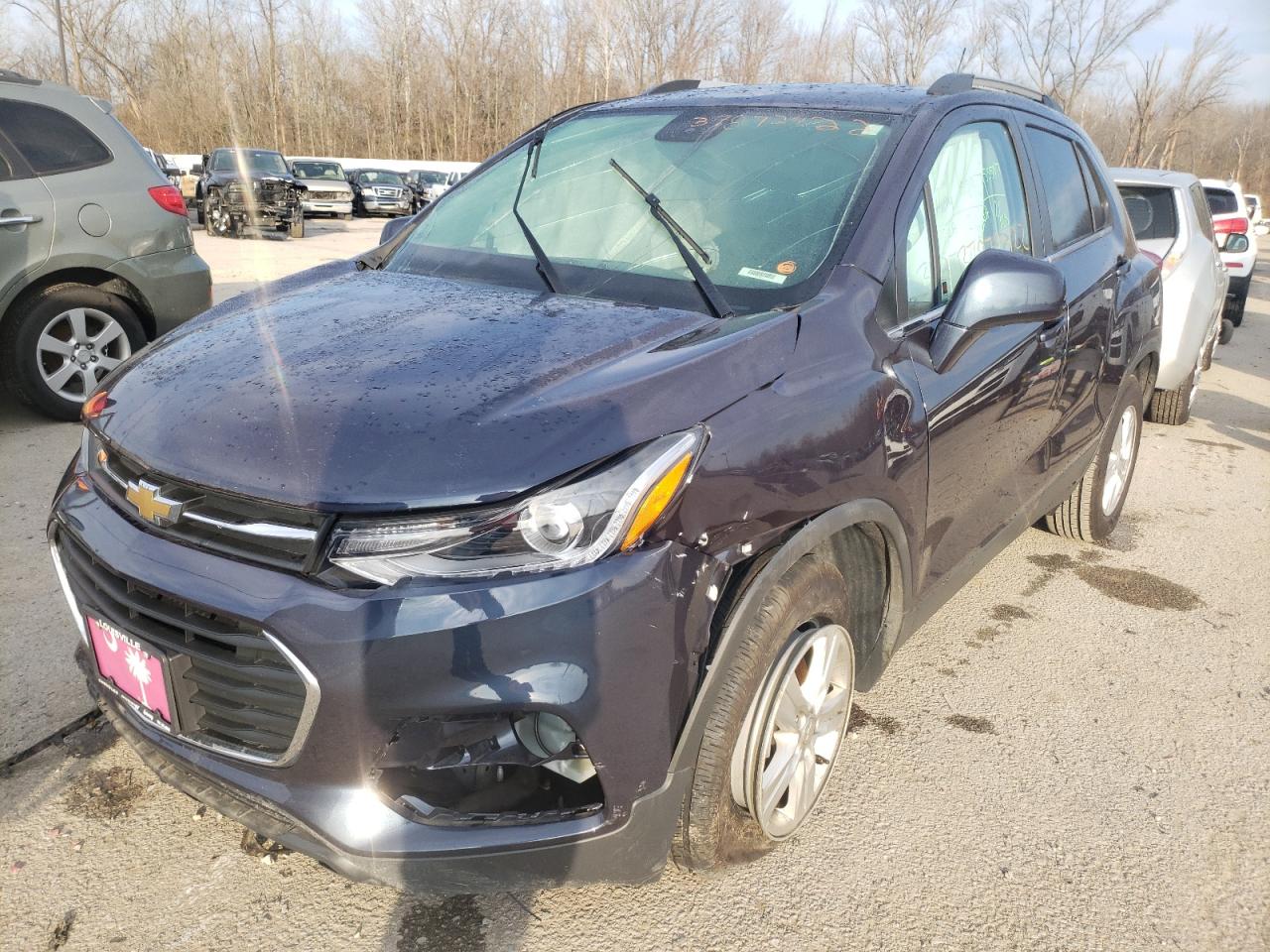 Photo 2 from auction – 2019 CHEVROLET TRAX 1LT with VIN 3GNCJLSB5KL258456