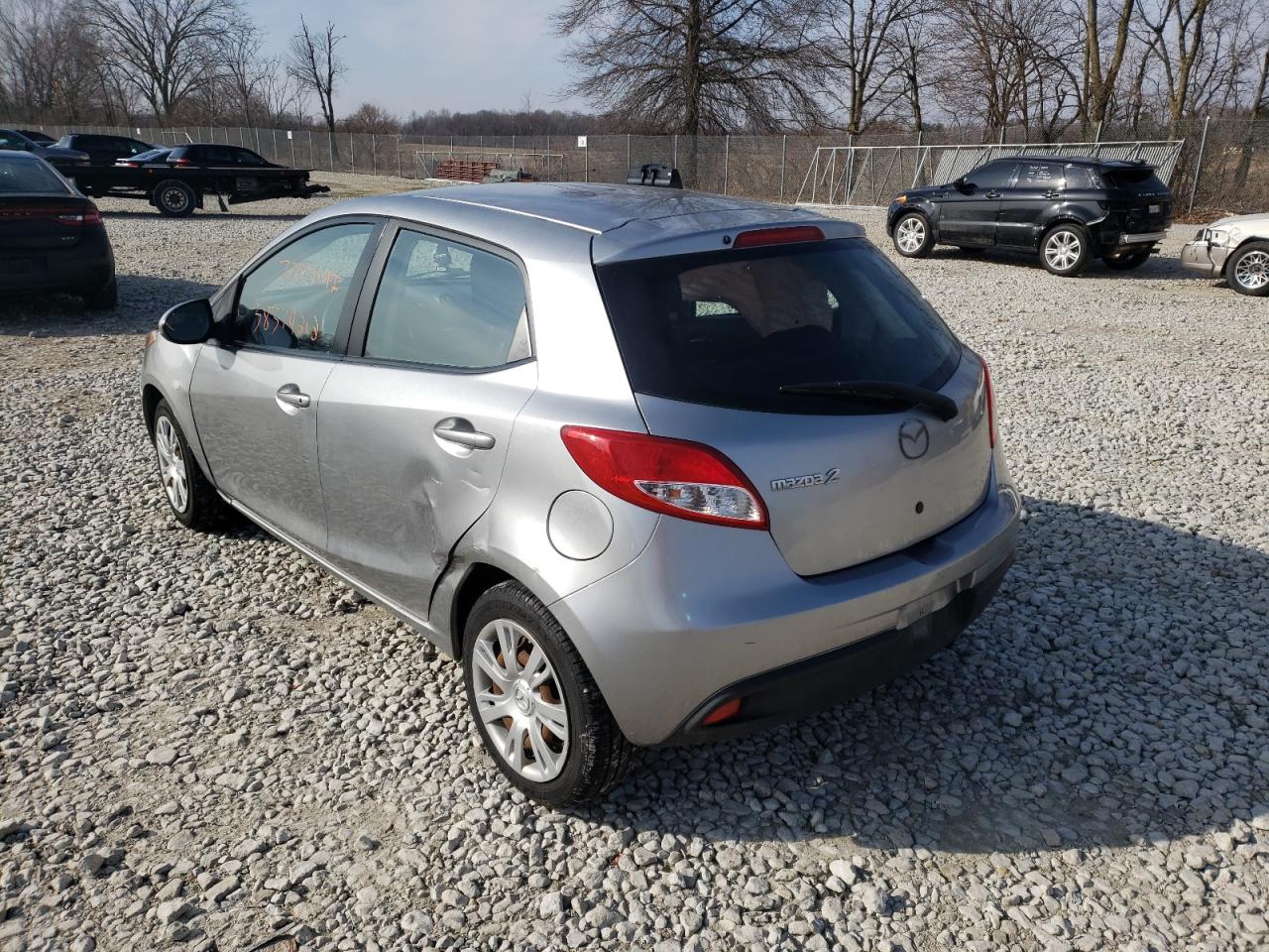 Photo 3 from auction – 2011 MAZDA MAZDA2 with VIN JM1DE1HY3B0130912