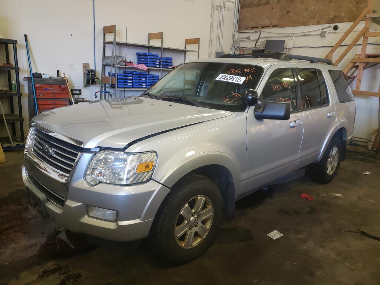 Photo 2 from auction – 2010 FORD EXPLORER X with VIN 1FMEU7DE0AUA52601