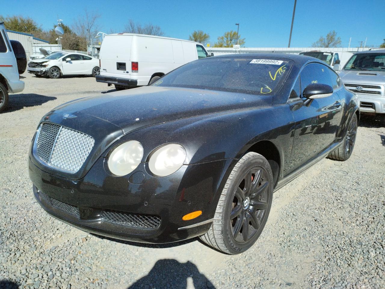Photo 2 from auction – 2004 BENTLEY CONTINENTA with VIN SCBCR63W44C021012