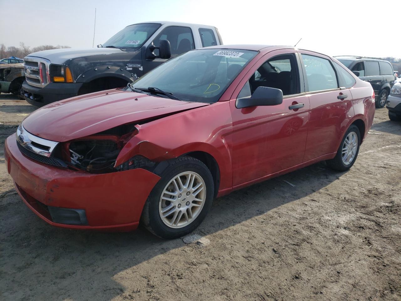 Фото 2 с аукциона – 2010 FORD FOCUS с VIN 1FAHP3FNXAW217871