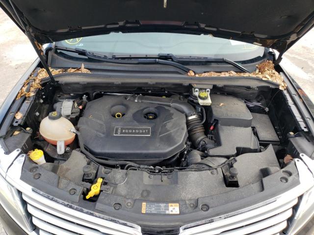 Photo 7 from auction – 2017 LINCOLN MKC RESERV with VIN 5LMCJ3D93HUL27171