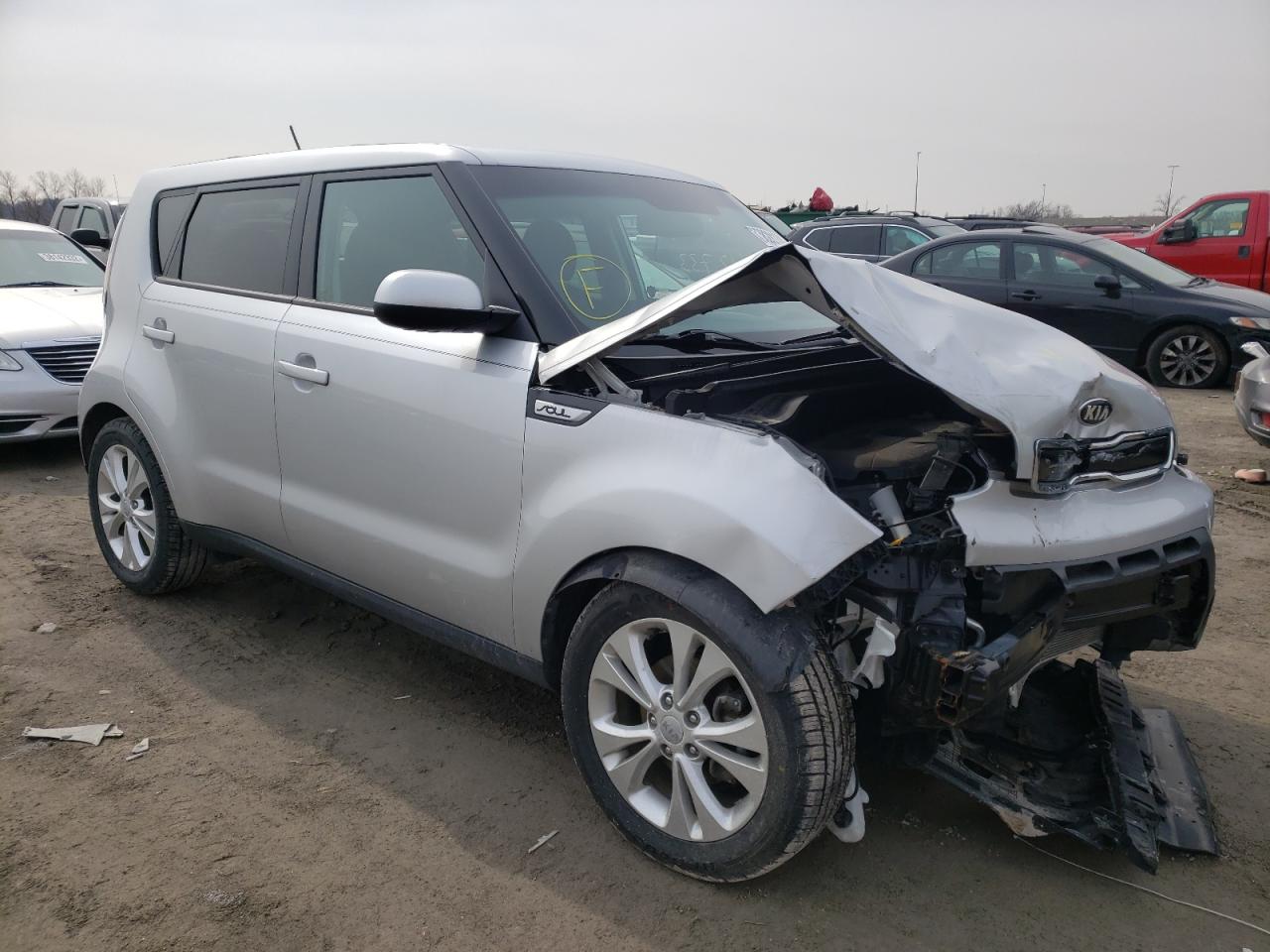 KIA SOUL + 2015 con VIN KNDJP3A53F7792768 - Foto de la subasta
