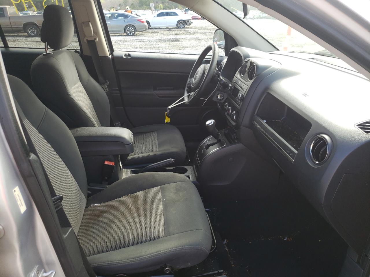 Photo 5 from auction – 2011 JEEP COMPASS SP with VIN 1J4NT1FA0BD236656