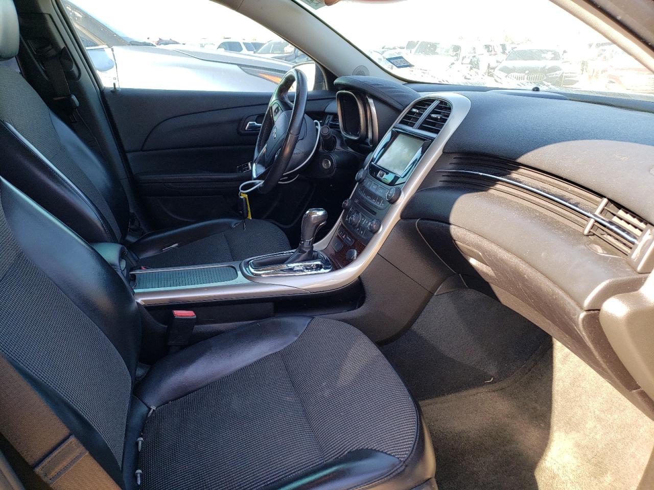 Photo 5 from auction – 2013 CHEVROLET MALIBU 2LT with VIN 1G11E5SA1DF328449