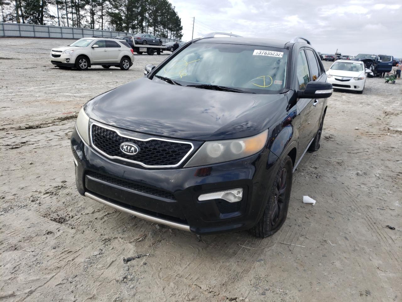 Photo 2 from auction – 2012 KIA SORENTO SX with VIN 5XYKW4A28CG213548
