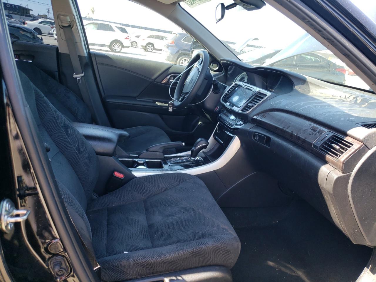 Photo 5 from auction – 2016 HONDA ACCORD EX with VIN 1HGCR2F09GA079003
