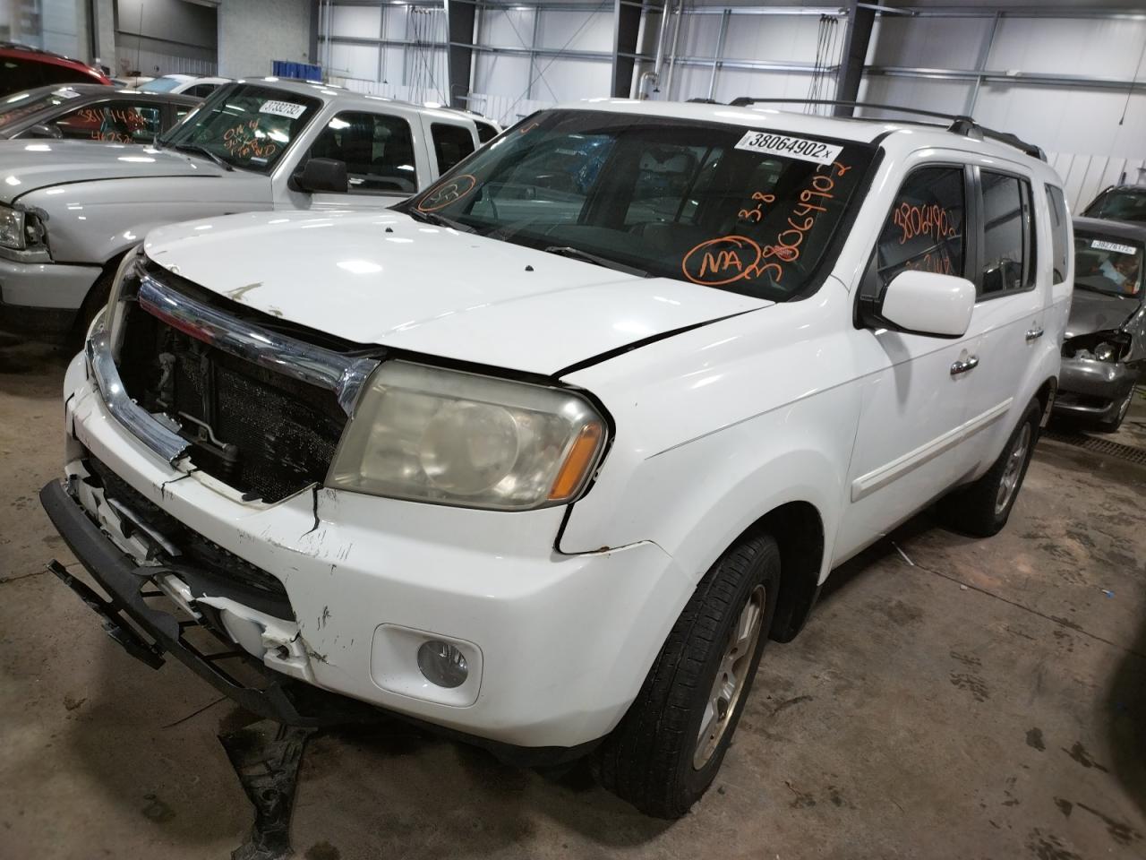 Photo 2 from auction – 2011 HONDA PILOT EXL with VIN 5FNYF3H58BB040978
