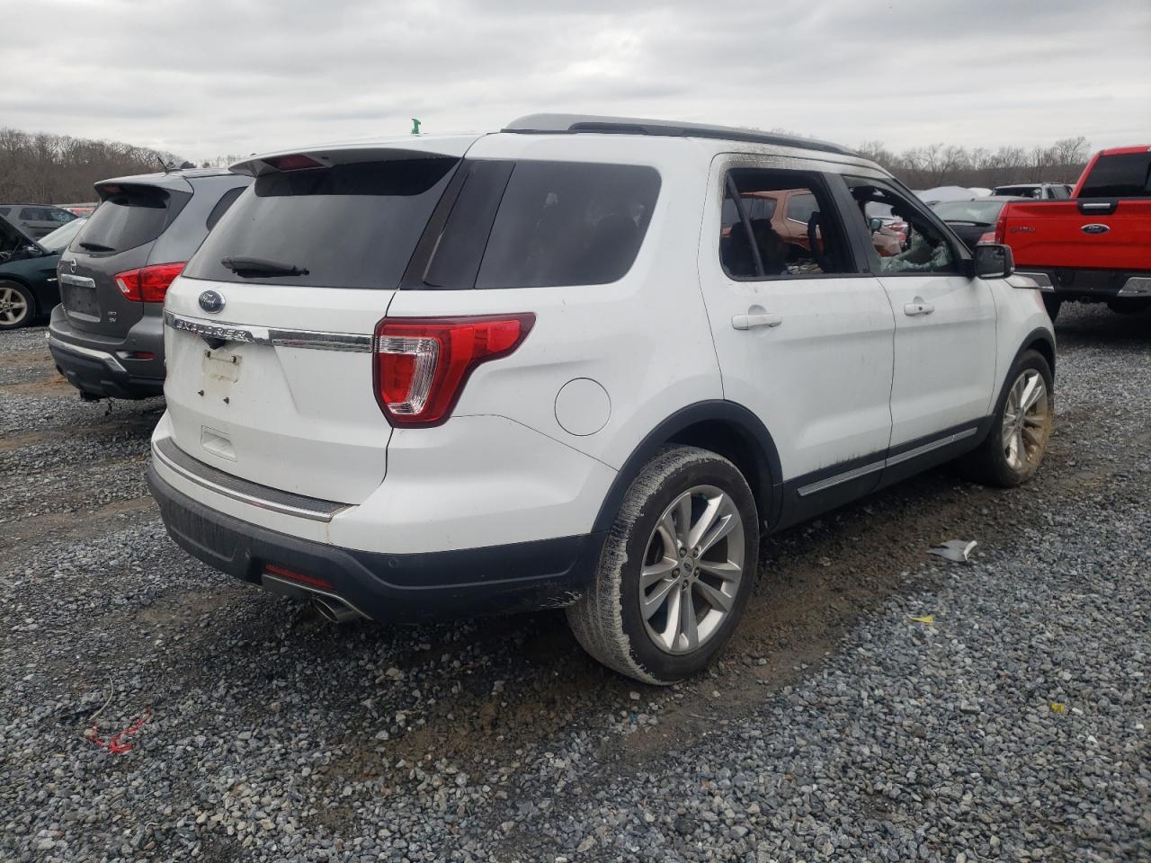 Photo 4 from auction – 2018 FORD EXPLORER X with VIN 1FM5K7D85JGA17714