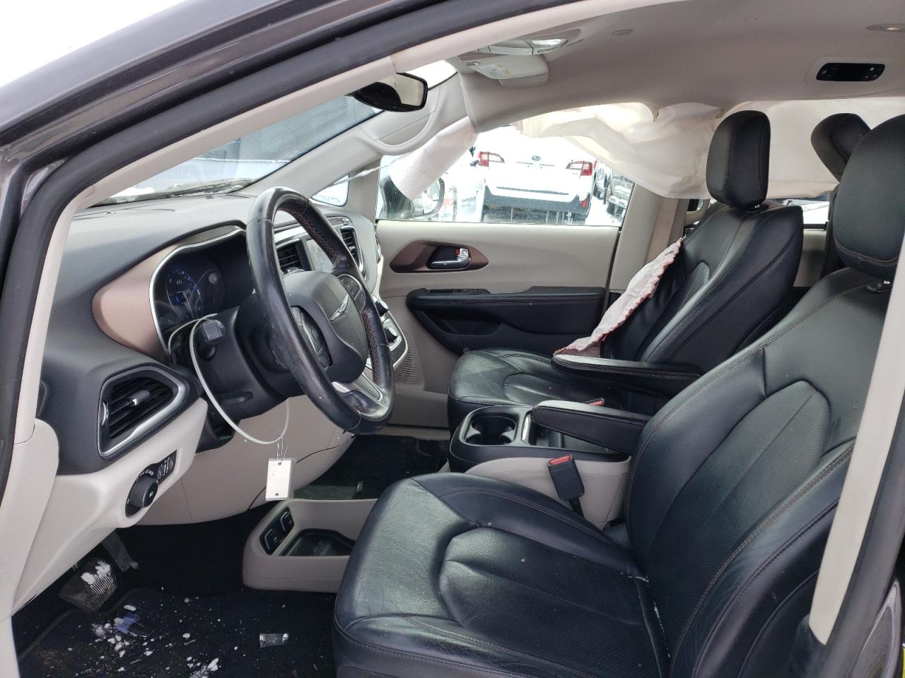 صورة رقم 5 من المزاد - 2019 CHRYSLER PACIFICA T مع VIN 2C4RC1BG2KR592752