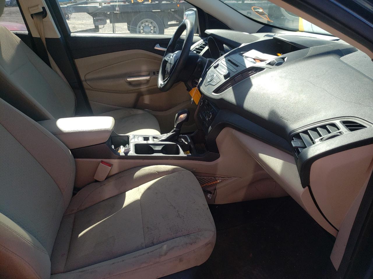 Zdjęcie 5 z aukcji – 2018 FORD ESCAPE SE z VIN 1FMCU0GD3JUC87155