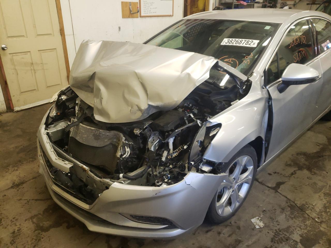 Photo 9 from auction – 2018 CHEVROLET CRUZE PREM with VIN 3G1BF6SM2JS630938