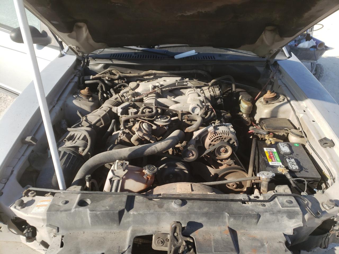 Photo 7 from auction – 2000 FORD MUSTANG with VIN 1FAFP4046YF174881