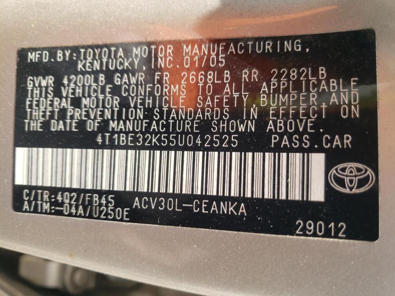 Photo 10 from auction – 2005 TOYOTA CAMRY LE with VIN 4T1BE32K55U042525