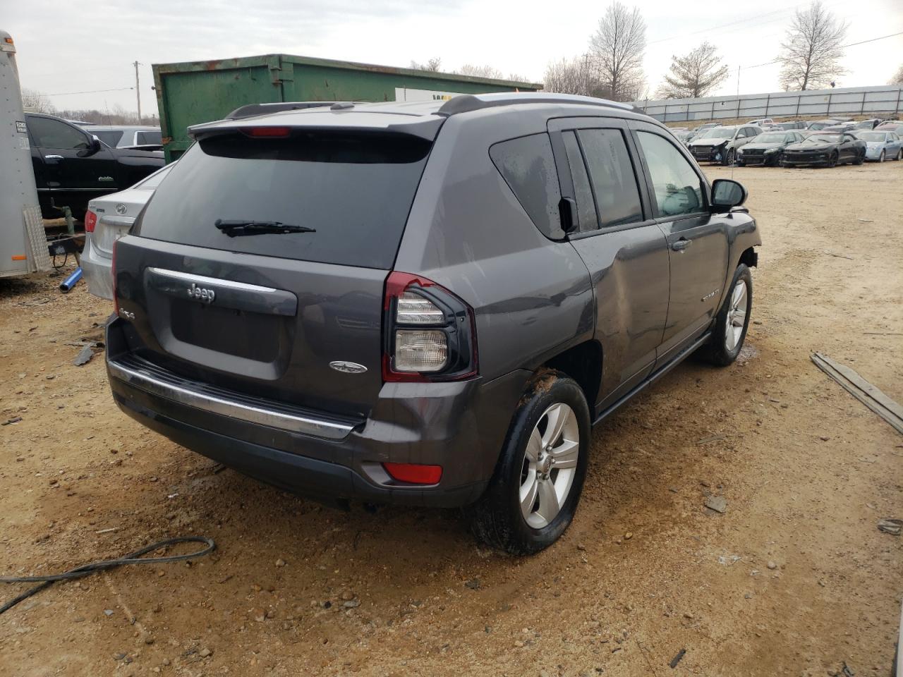Photo 4 from auction – 2015 JEEP COMPASS LA with VIN 1C4NJDEB1FD217918