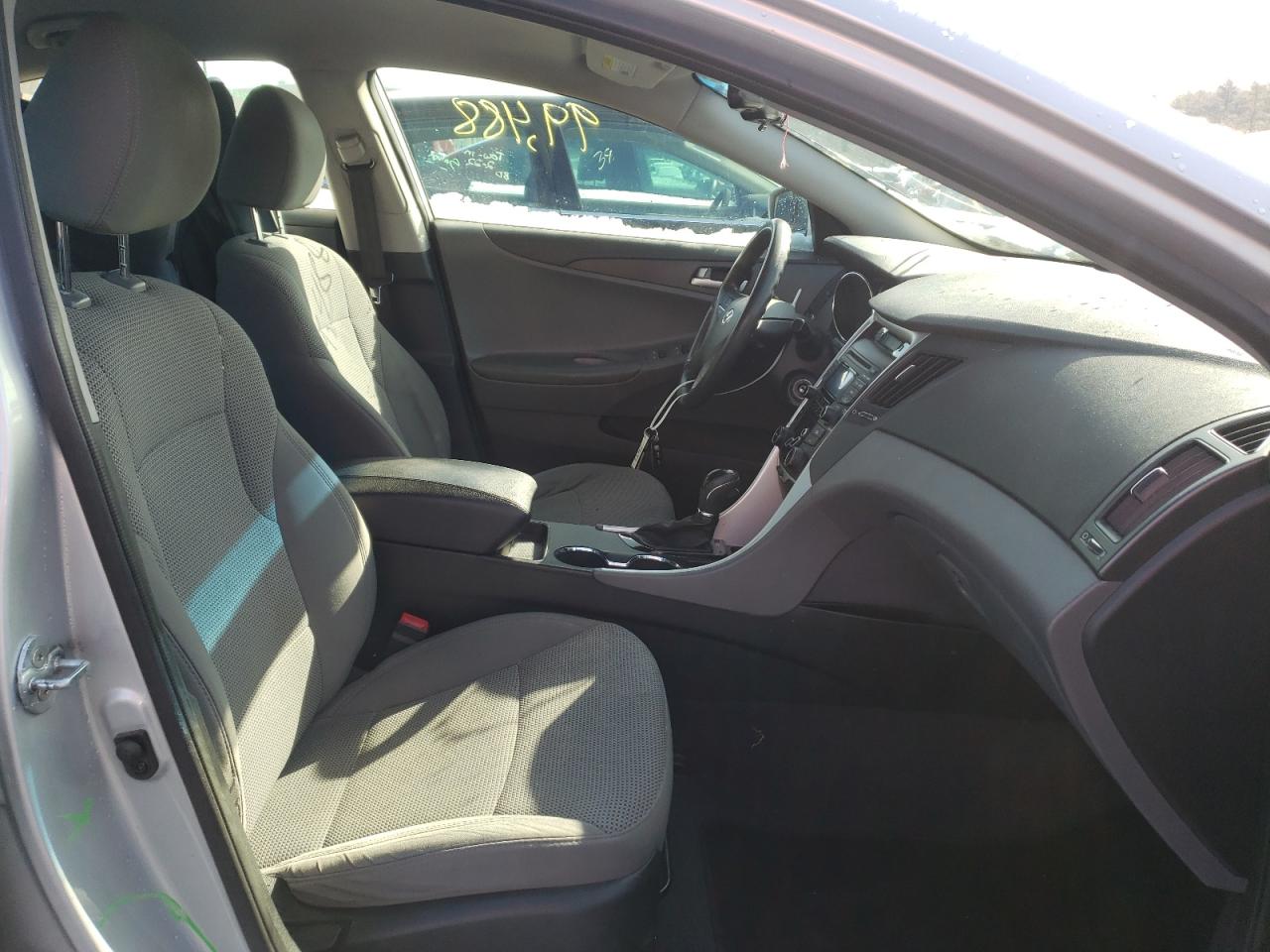 Photo 5 from auction – 2013 HYUNDAI SONATA GLS with VIN 5NPEB4AC5DH731192