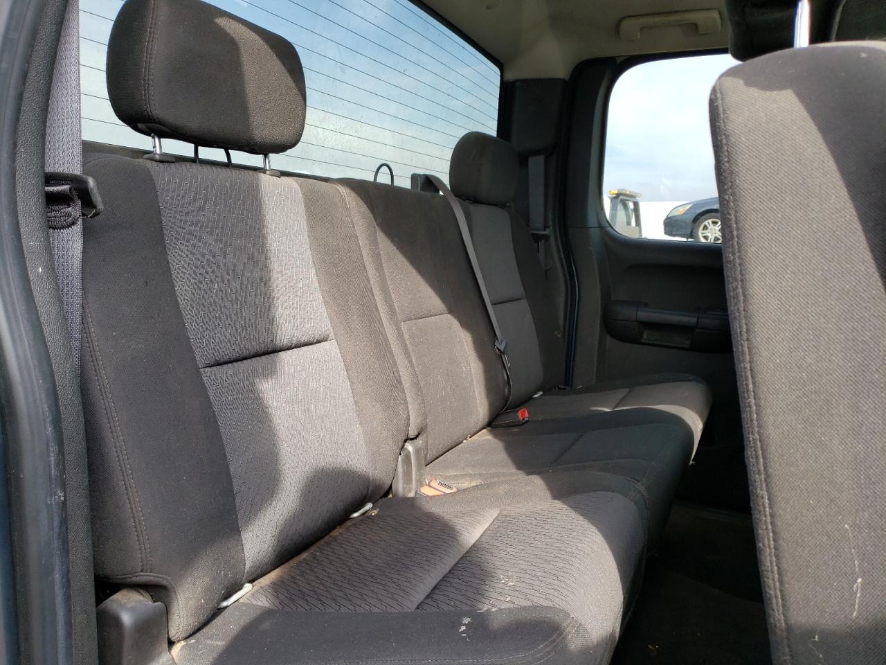 Photo 6 from auction – 2010 CHEVROLET SILVERADO with VIN 1GCSKSE31AZ283863