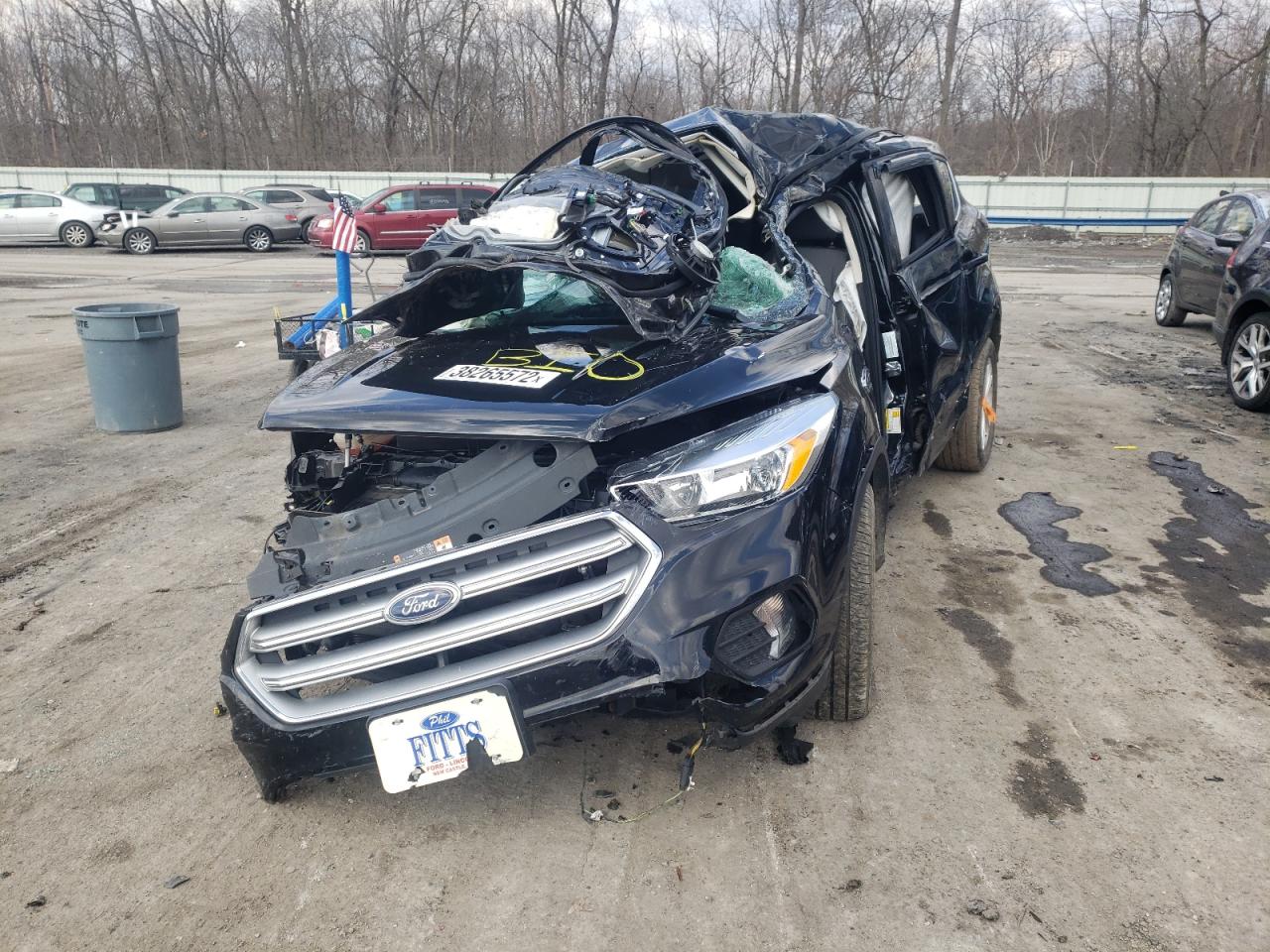 Photo 9 from auction – 2017 FORD ESCAPE SE with VIN 1FMCU9GD5HUC93750
