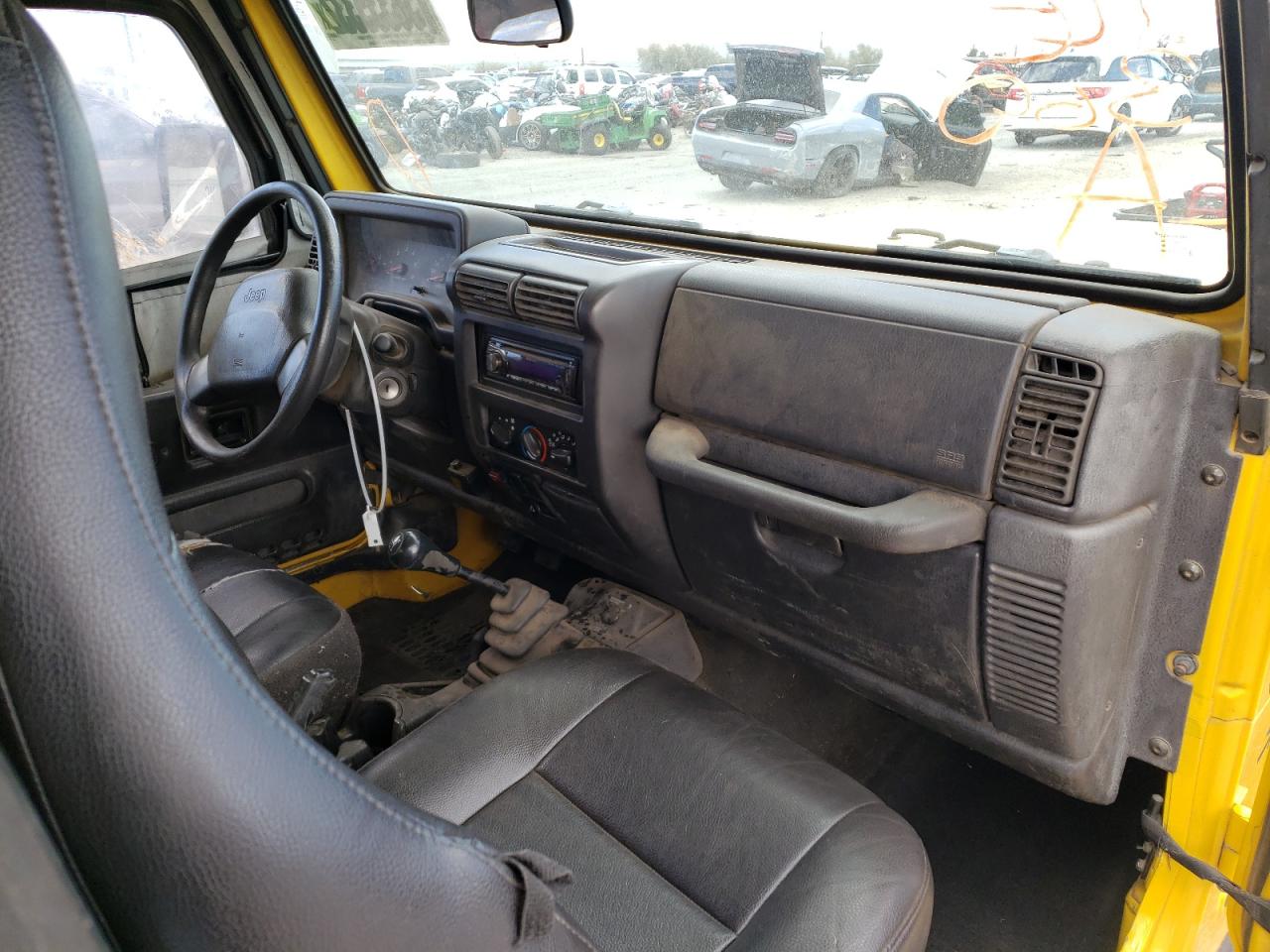 Photo 9 from auction – 2001 JEEP WRANGLER / with VIN 1J4FA49S71P374658