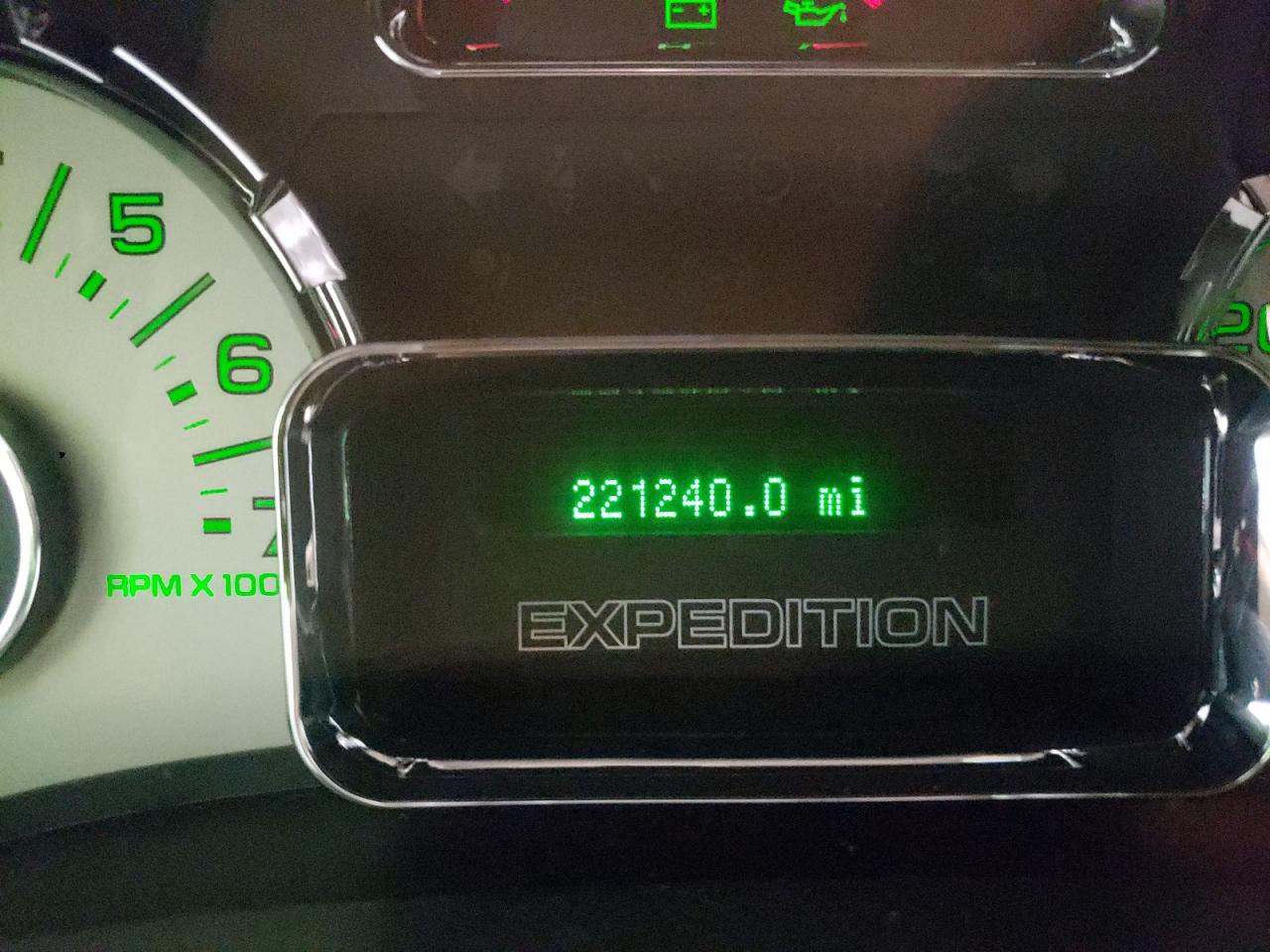 Photo 8 from auction – 2012 FORD EXPEDITION with VIN 1FMJU1J58CEF65429
