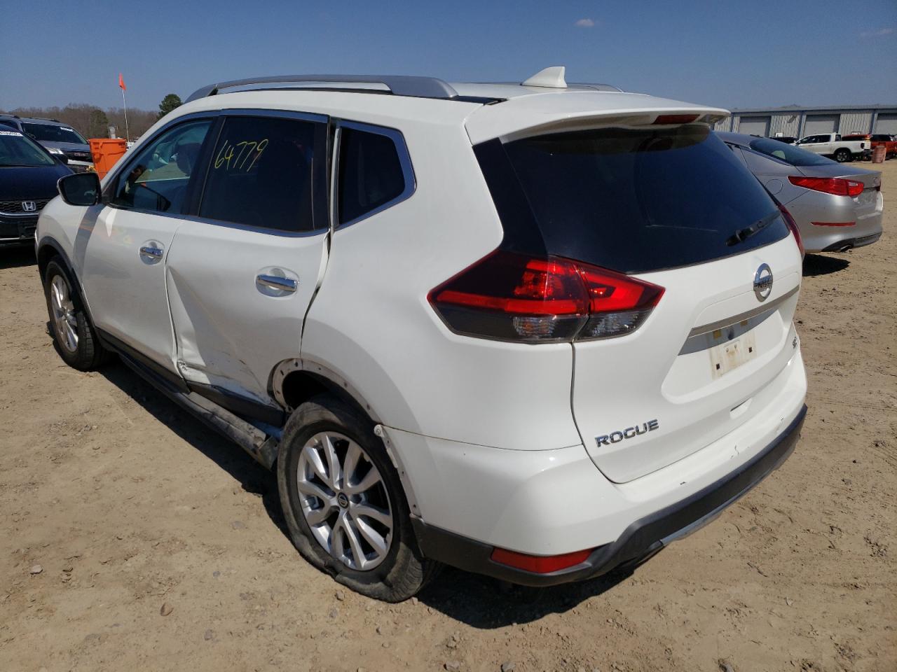 Photo 3 from auction – 2018 NISSAN ROGUE S with VIN KNMAT2MT6JP551117