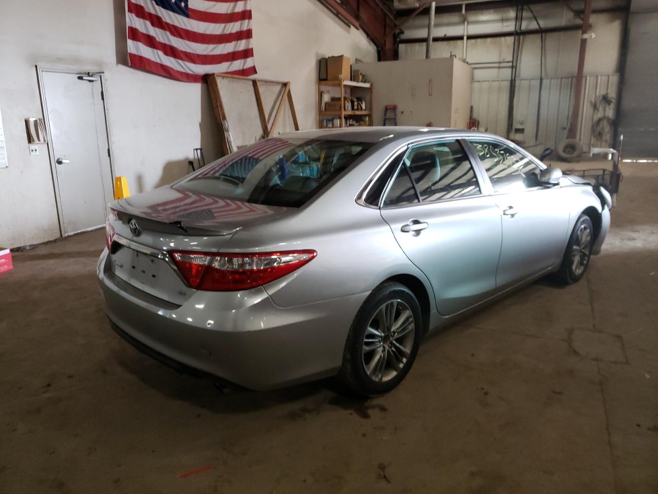 Photo 4 from auction – 2017 TOYOTA CAMRY LE with VIN 4T1BF1FK4HU330908