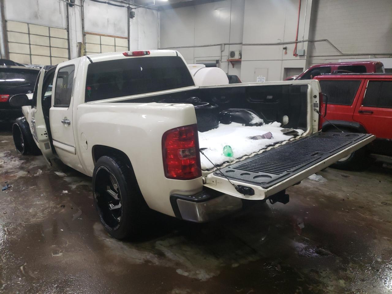 Photo 3 from auction – 2013 CHEVROLET SILVERADO with VIN 3GCPCSE04DG255116