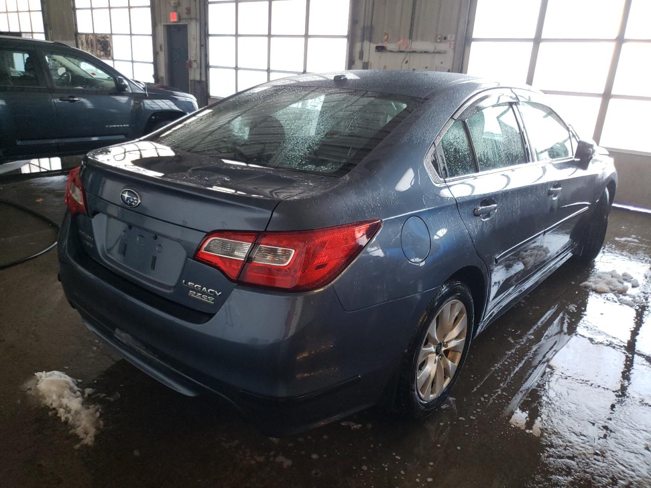 Photo 4 from auction – 2015 SUBARU LEGACY 2.5 with VIN 4S3BNAF6XF3035146