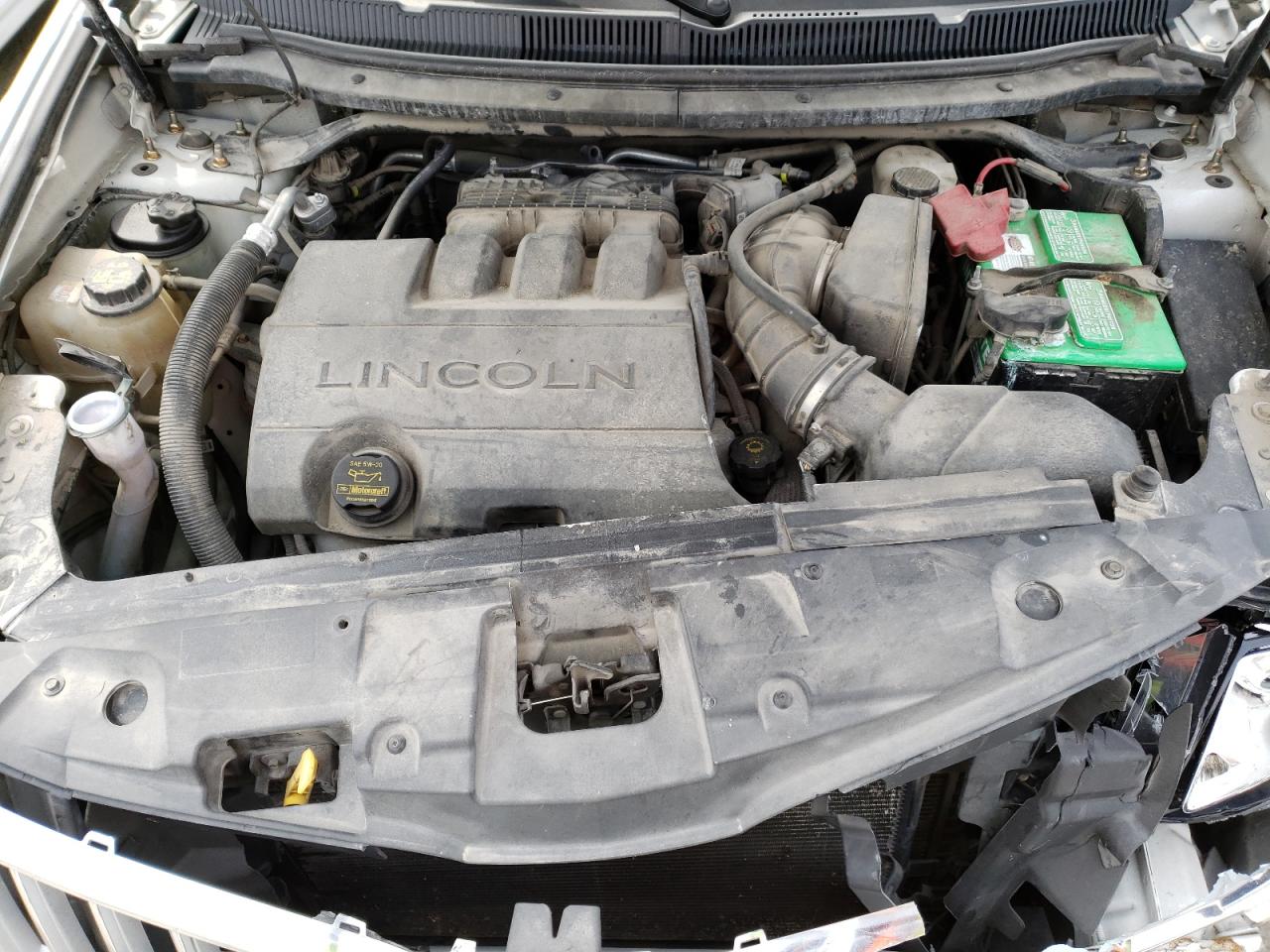 Photo 7 from auction – 2010 LINCOLN MKT with VIN 2LMHJ5AR1ABJ50371