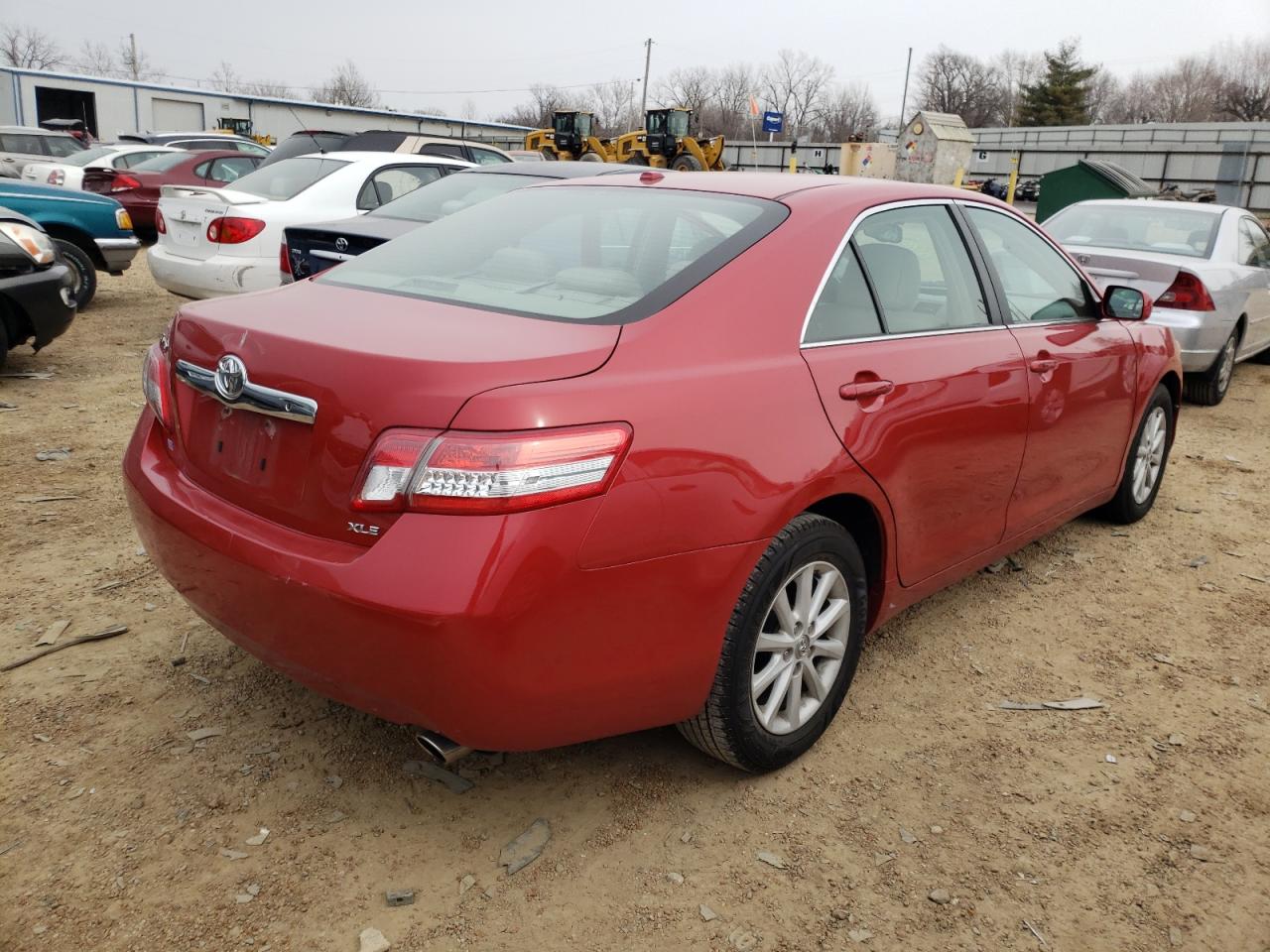 Photo 4 from auction – 2010 TOYOTA CAMRY BASE with VIN 4T4BF3EK2AR041891