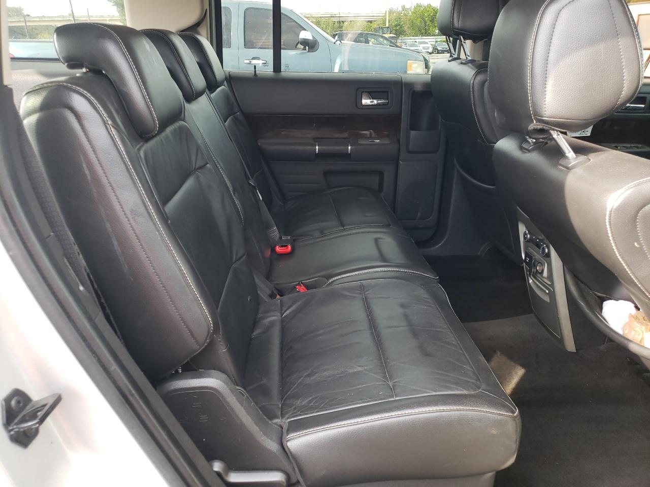 Photo 6 from auction – 2011 FORD FLEX SEL with VIN 2FMGK5CC5BBD02957