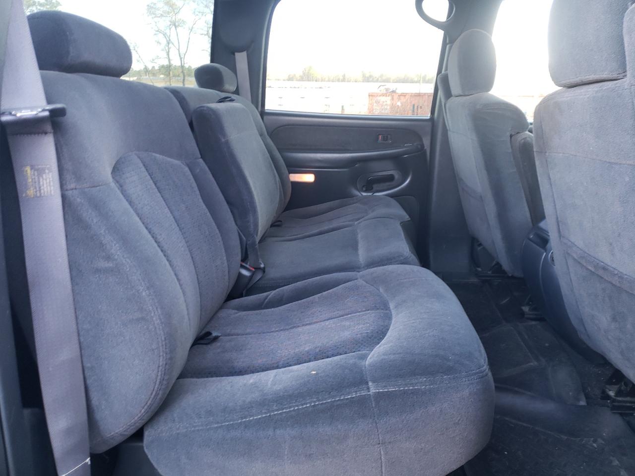 Photo 6 from auction – 2002 CHEVROLET SILVERADO with VIN 1GCGK13U62F235273