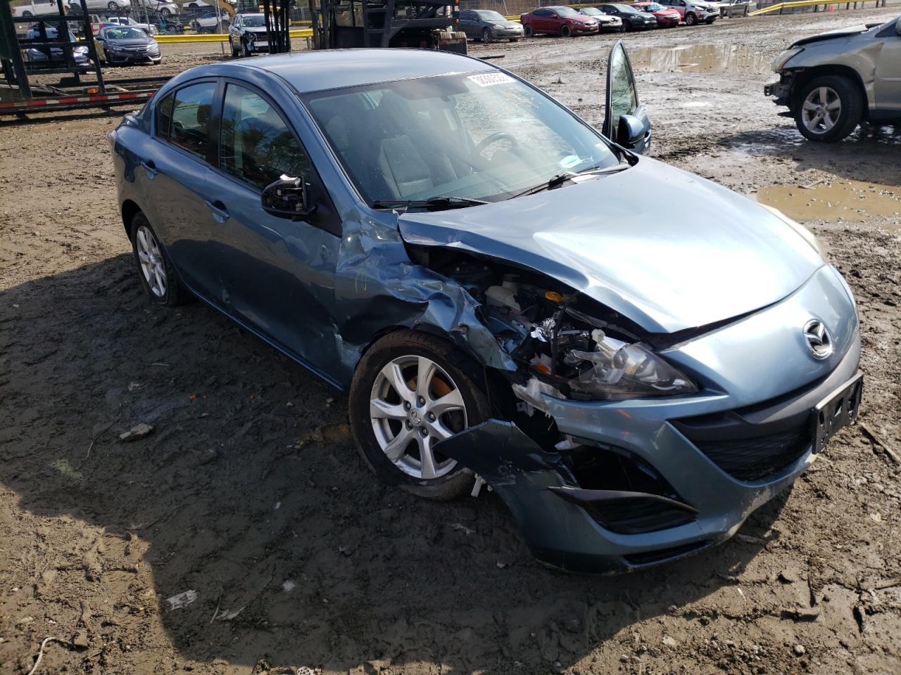 MAZDA 3 I 2010 with VIN JM1BL1SG8A1261050 - Photo from auction