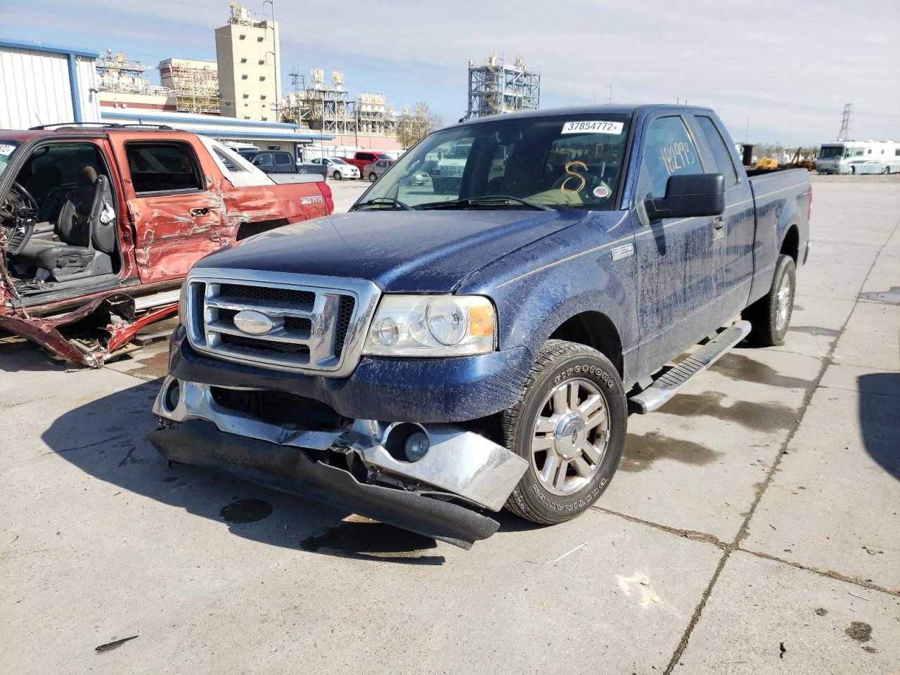 Photo 2 from auction – 2007 FORD F150 with VIN 1FTRX12W67FB80599