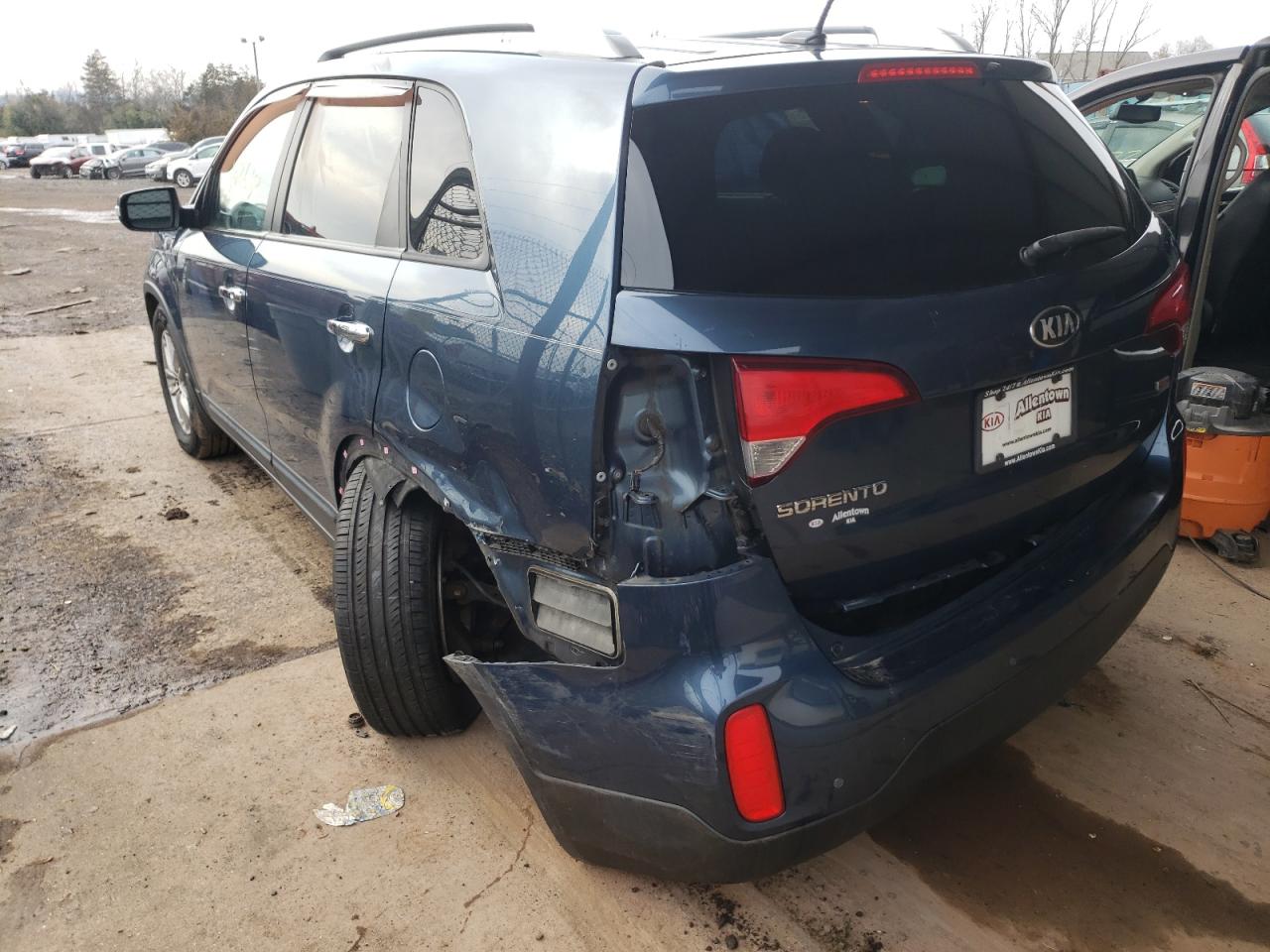 Photo 3 from auction – 2014 KIA SORENTO LX with VIN 5XYKT4A68EG430614