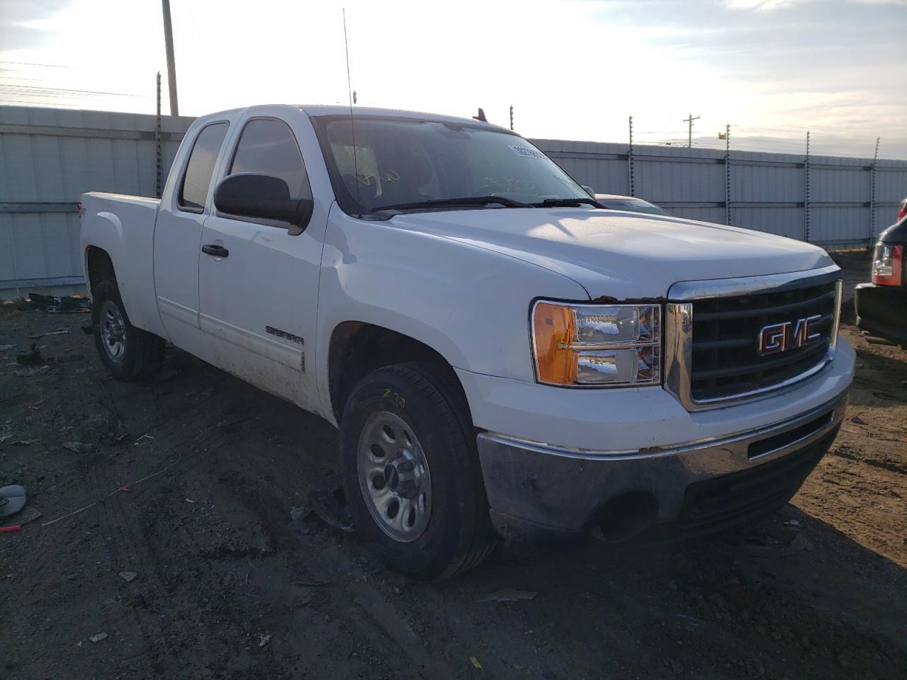 GMC SIERRA K15 2011 with VIN 1GTR2UEA4BZ256764 - Photo from auction