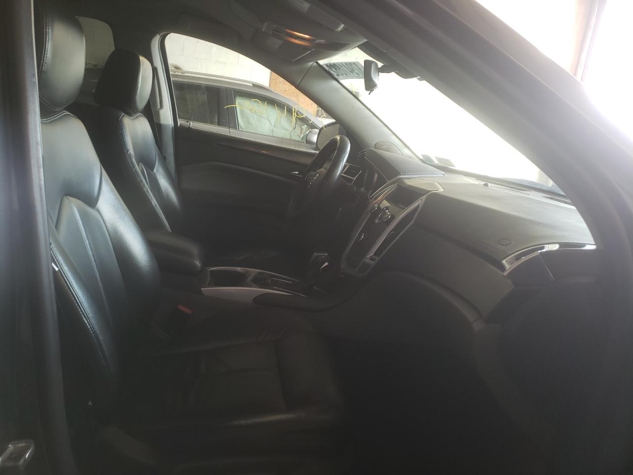 Photo 5 from auction – 2010 CADILLAC SRX with VIN 3GYFNGEY9AS563104