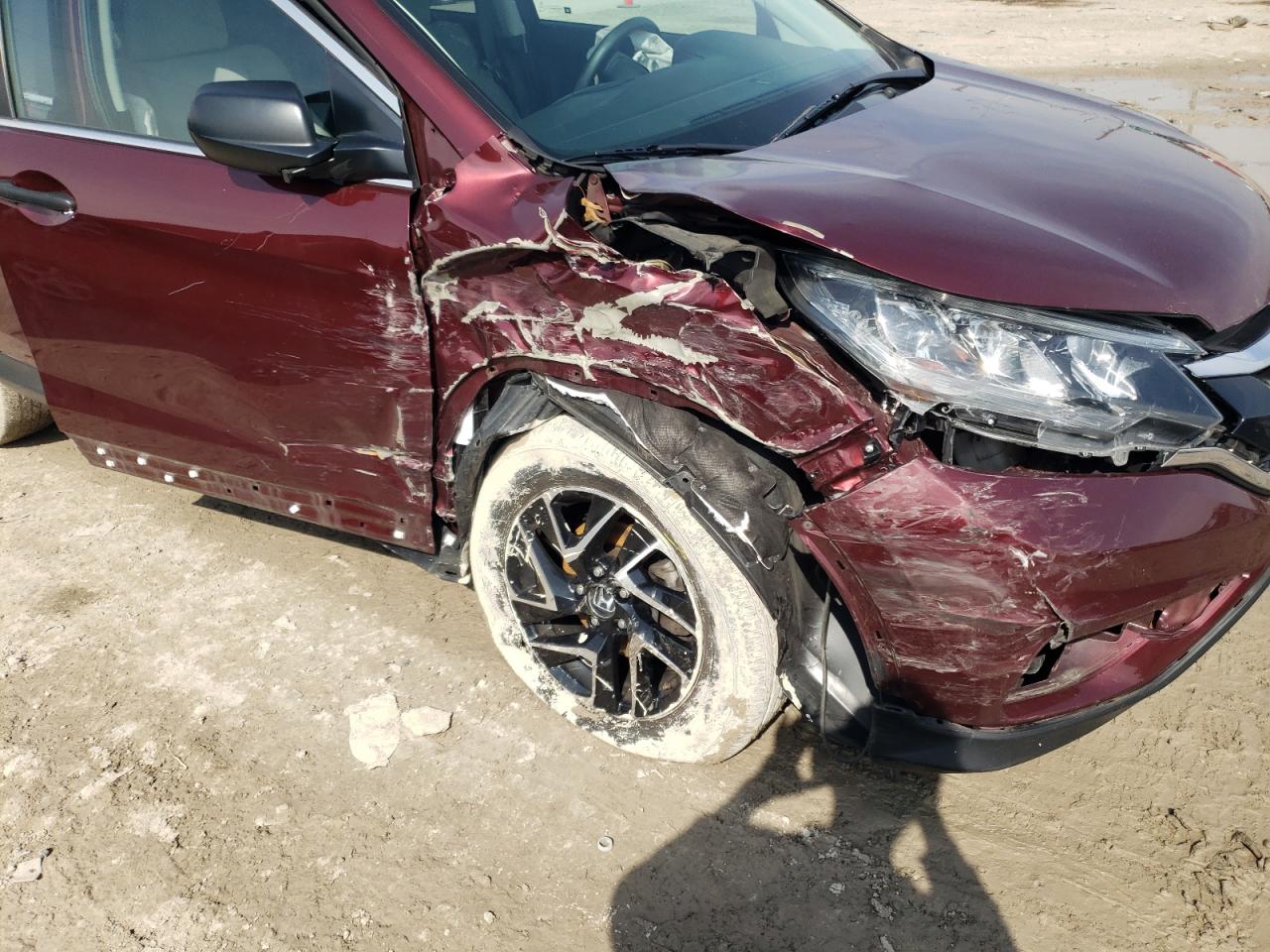 Photo 9 from auction – 2016 HONDA CR-V SE with VIN 2HKRM4H44GH696286