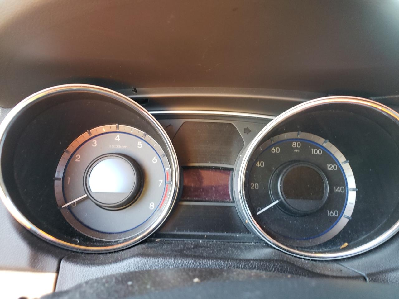 Photo 8 from auction – 2014 HYUNDAI SONATA GLS with VIN 5NPEB4AC2EH881200