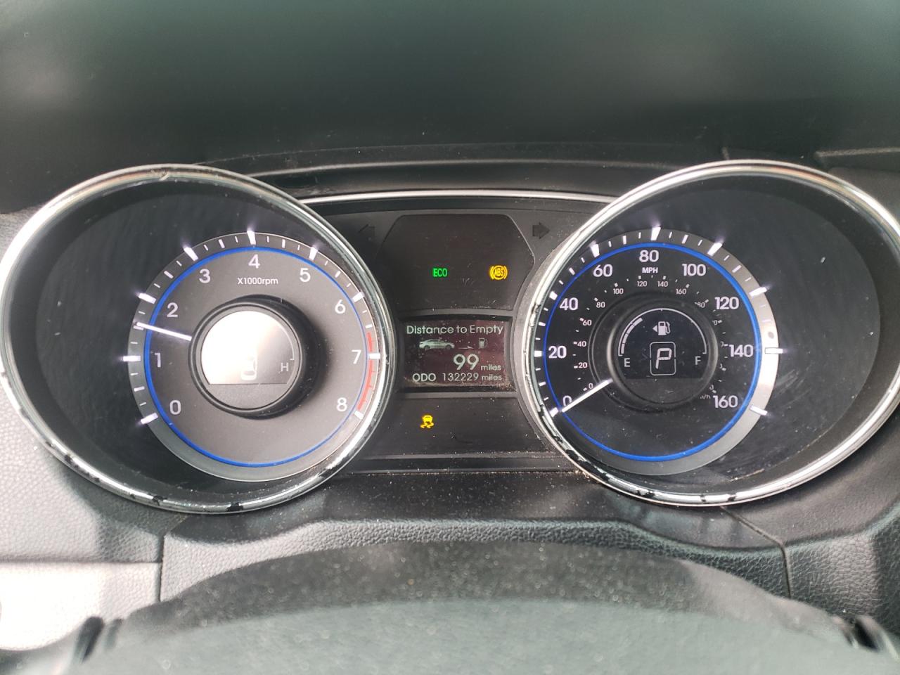 Photo 8 from auction – 2014 HYUNDAI SONATA GLS with VIN 5NPEB4AC2EH814998