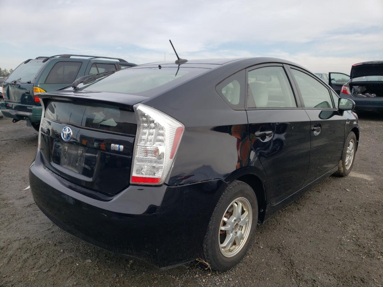 Photo 4 from auction – 2011 TOYOTA PRIUS with VIN JTDKN3DU7B1444613